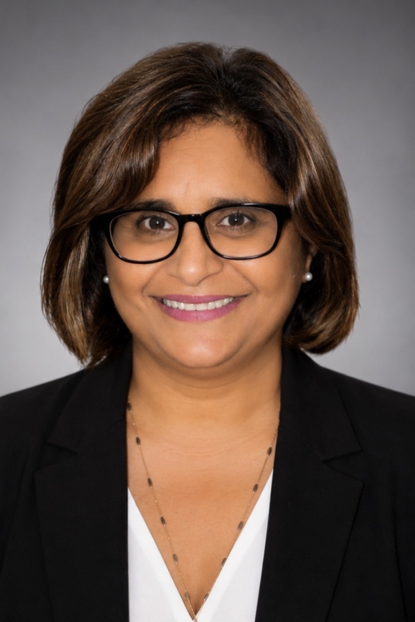 Cruise Brothers Travel Agent Lourdes Mendez